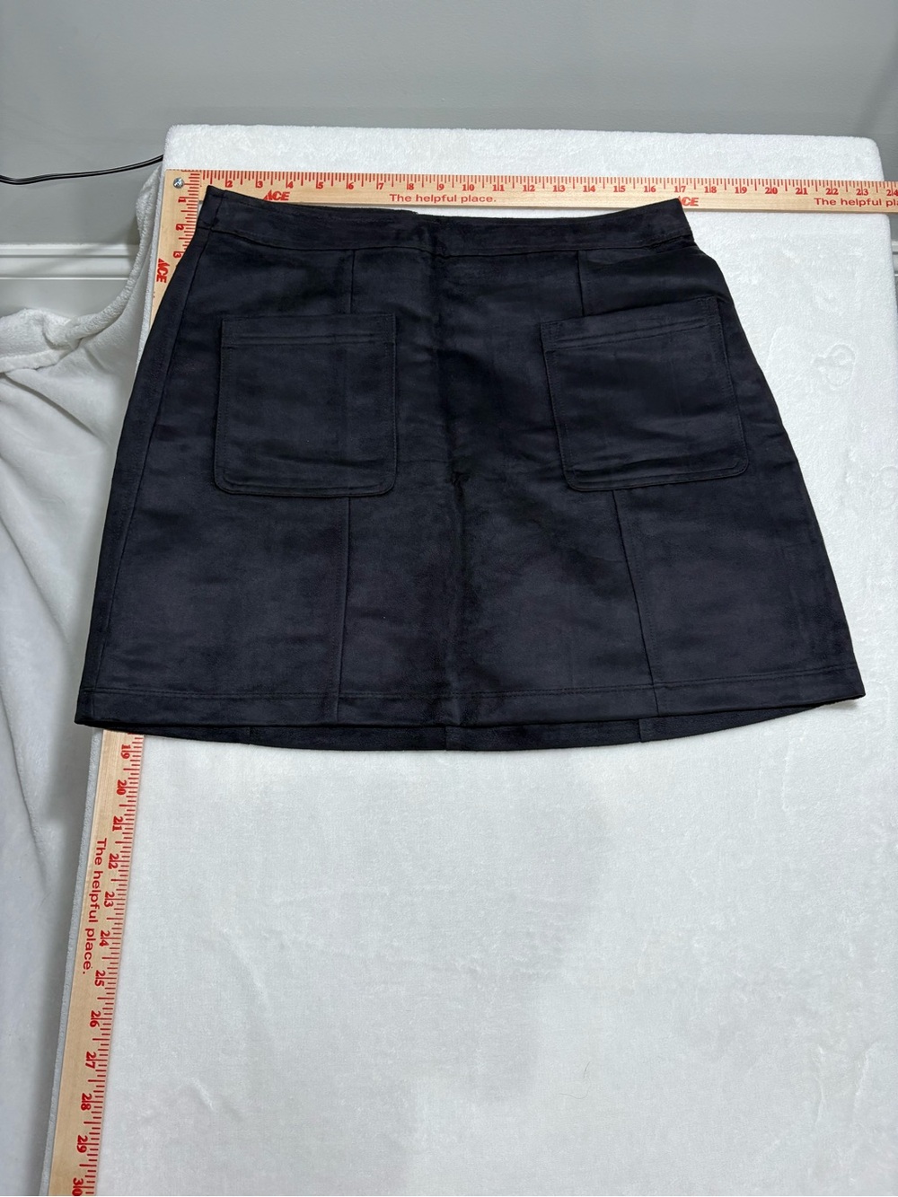 Old Navy Black Mini Skirt with Front Patch Pockets